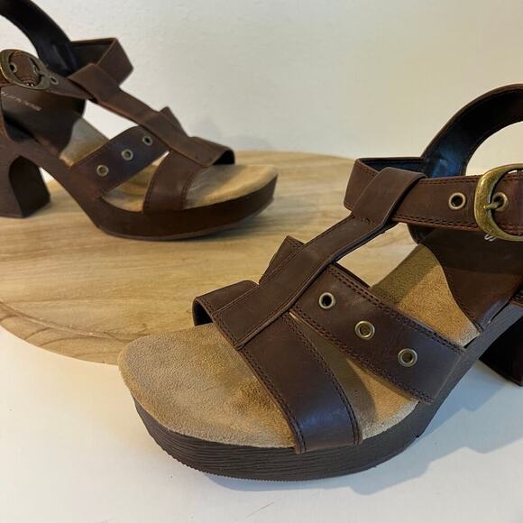 Maurices Brown Square Toe Chunky Y2K Look Strappy Sandal Size 10 - Picture 2 of 11